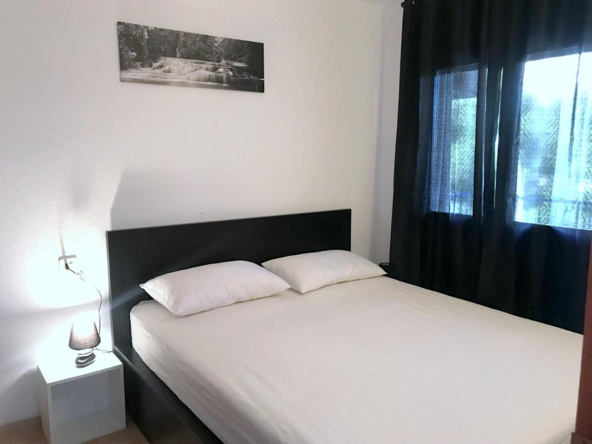 Port Badia 2 2E Apartment Roses Ngoại thất bức ảnh