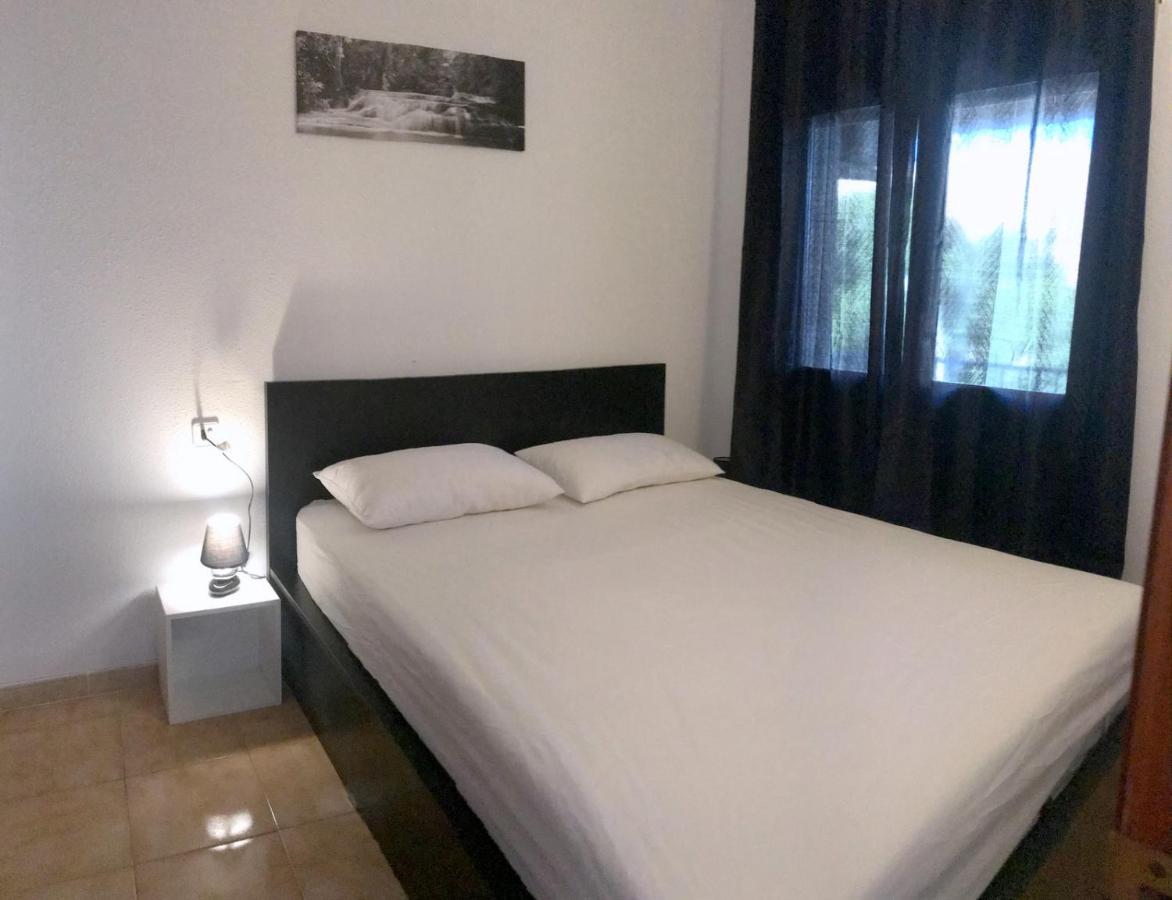 Port Badia 2 2E Apartment Roses Ngoại thất bức ảnh